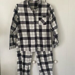 Wondershop Plaid Pajama Set - Black, White, and Red